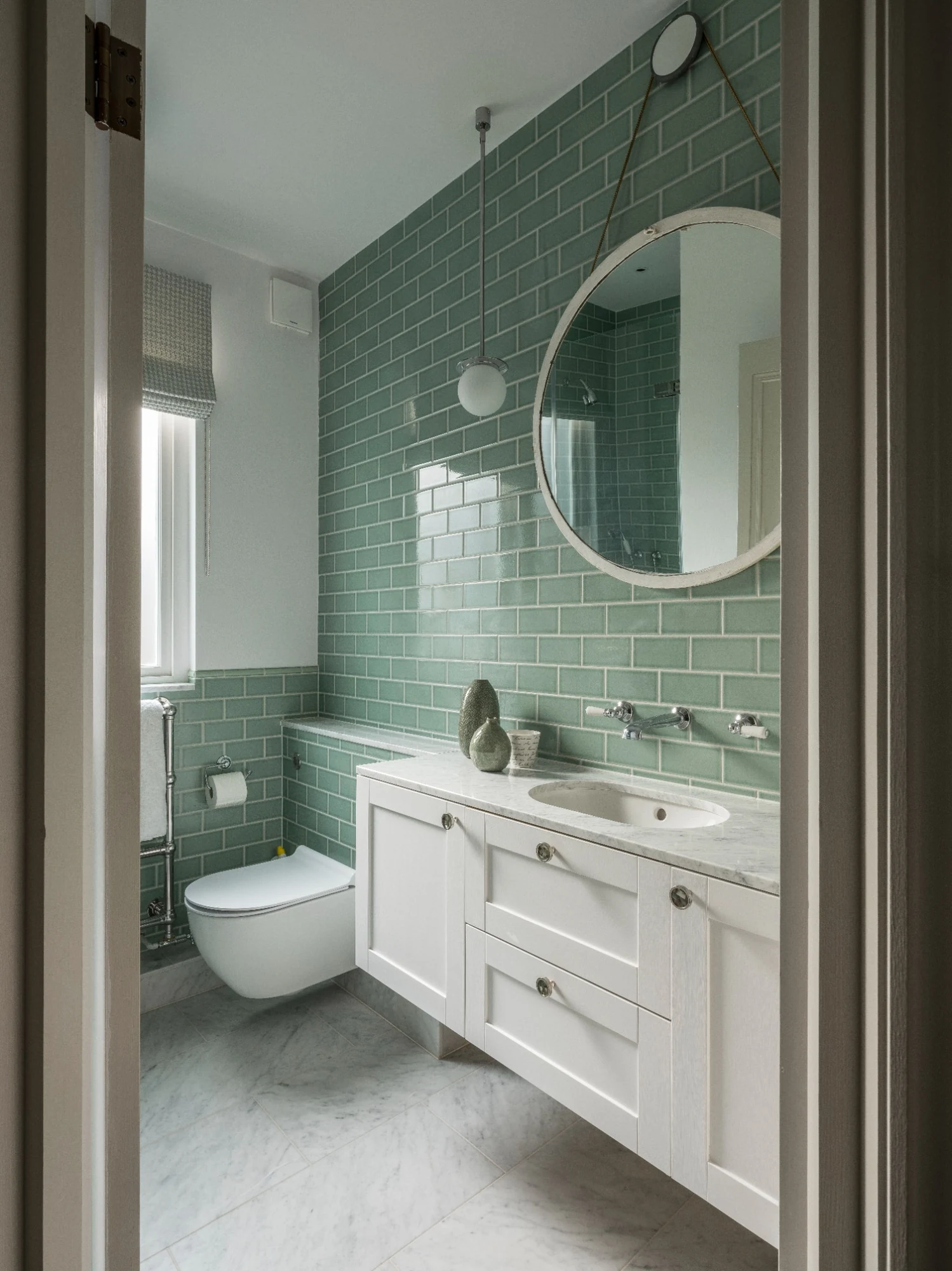 Green bathroom at Clapham.